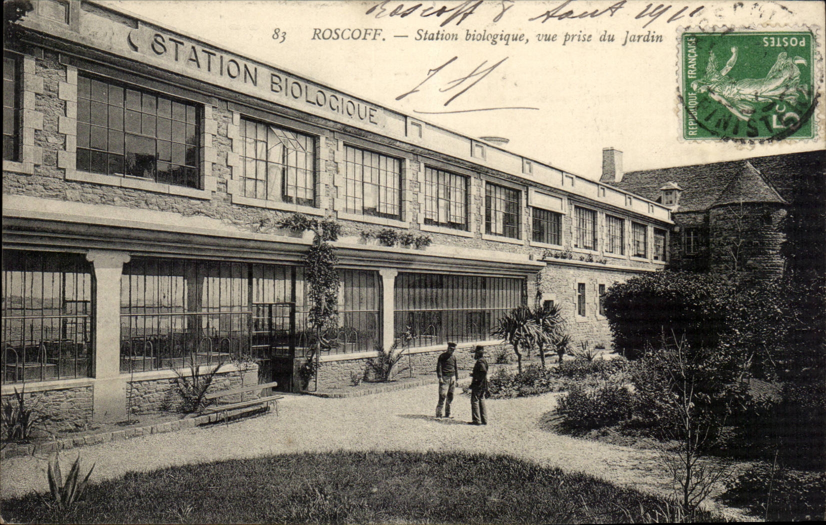Roscoff CPA Station biologique Vue prise du jardin