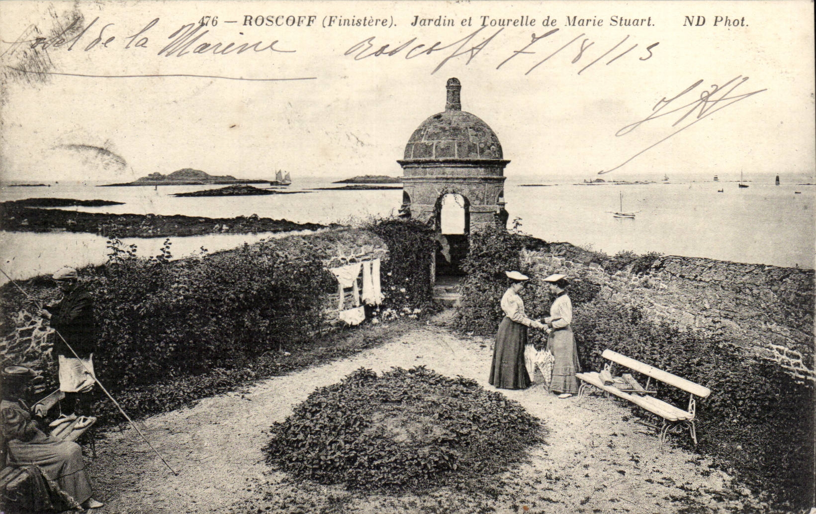Roscoff CPA Jardin et tourelle de Marie Stuart