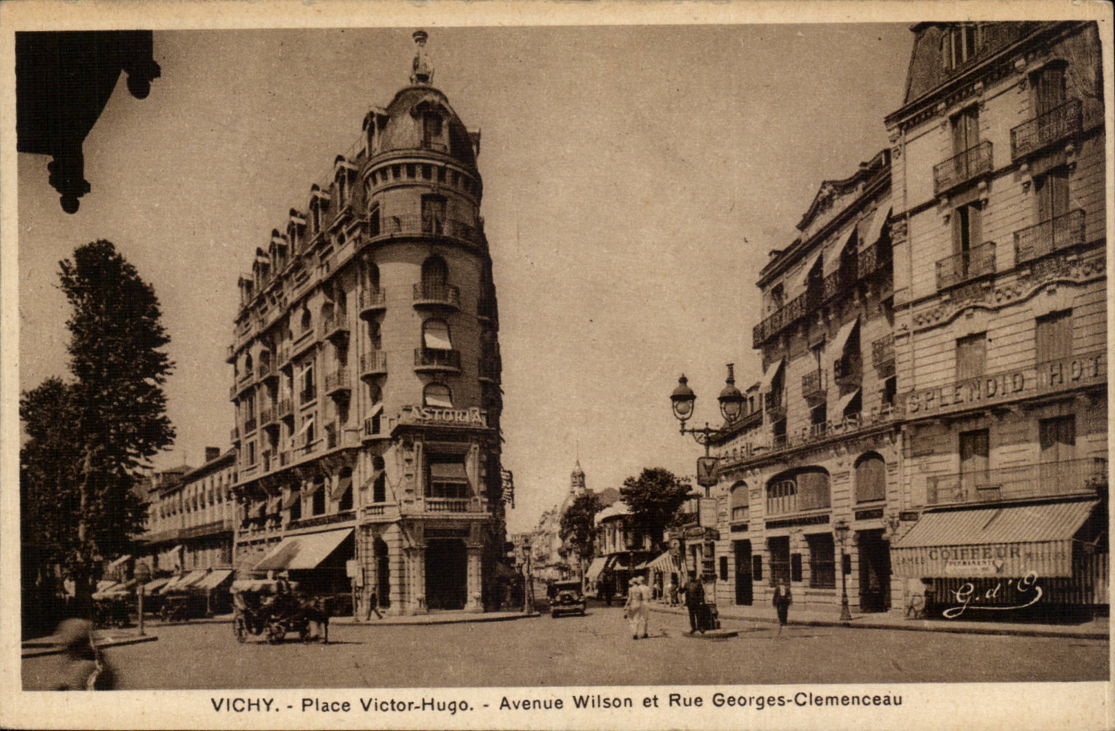 Vichy - Place Victor-Hugo - Avenue Wilson et Rue Georges-Clemenceau — éditeur Gauttefanges, n°53
