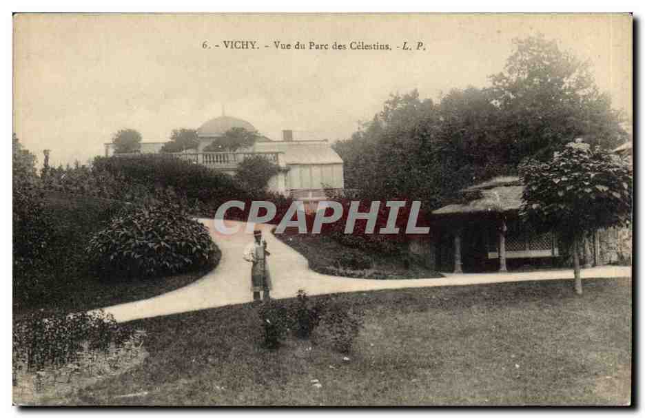 Vichy - Vue du Parc des Celestins - CPA 