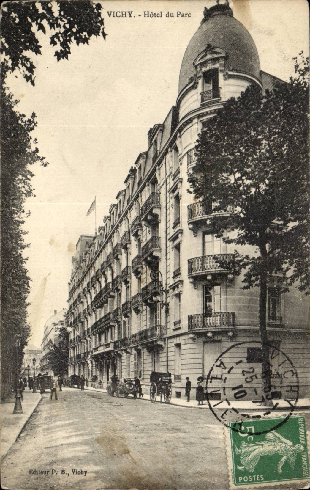 Vichy - Hotel du Parc - CPA 