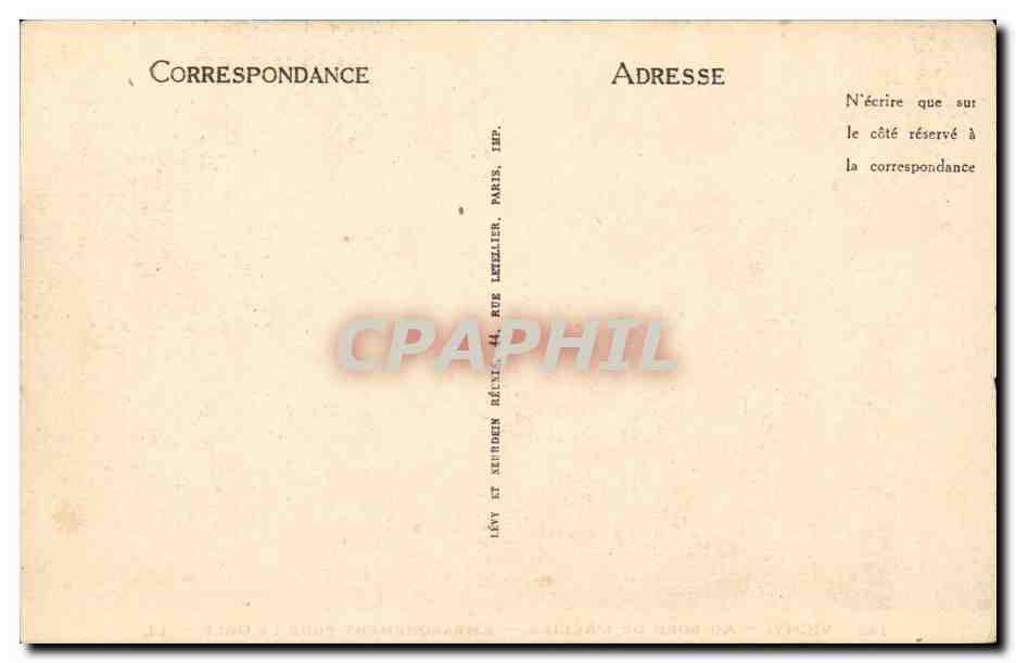 Vichy - Au Bord de L'Allier - Embarbarquement pour le Golf - sport - CPA  — Verso