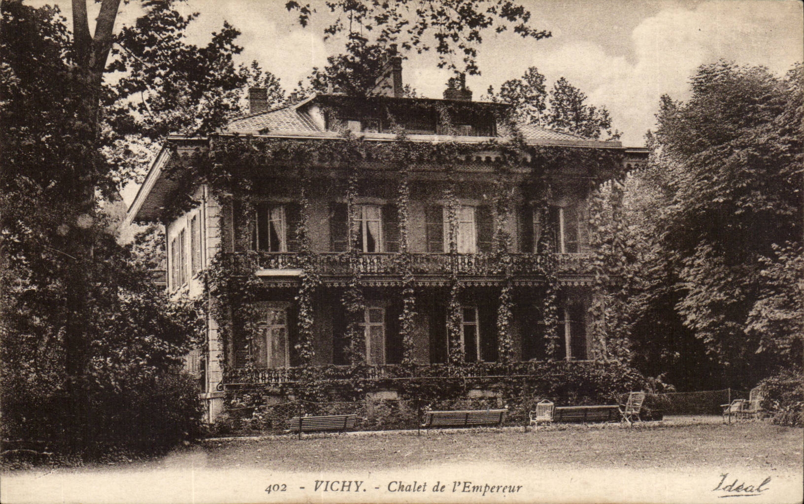 Vichy - Chalet de l'Empereur - CPA 