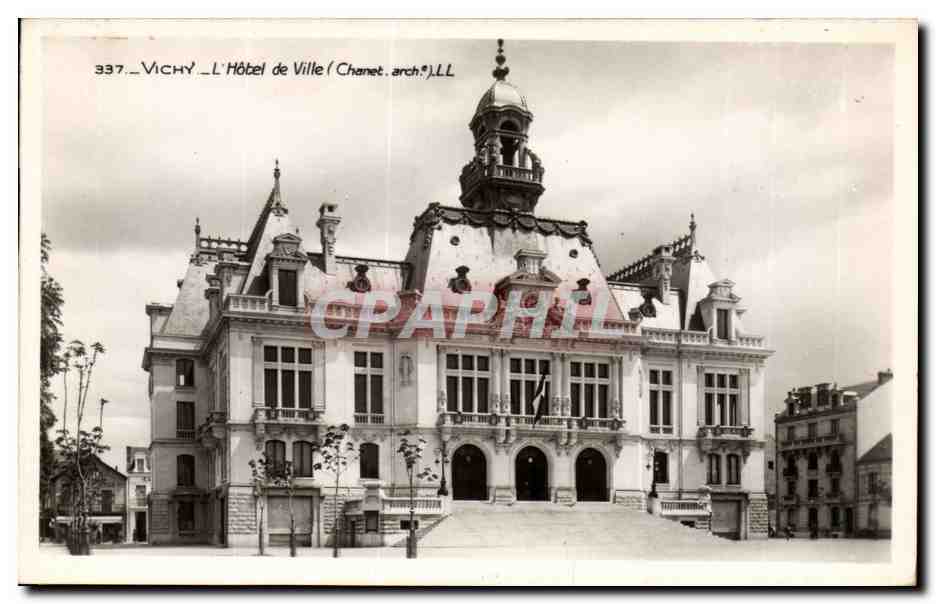 Vichy - L'Hotel de Ville - CPA 