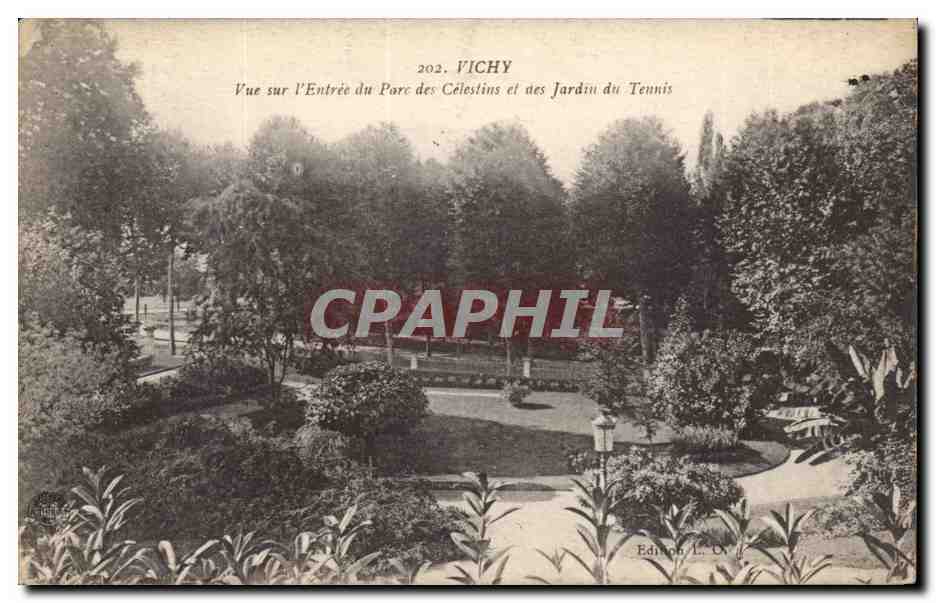 Vichy - Vue sur l'Entree du Parc des Celestins et des Jardins du Tennis - sport - CPA 