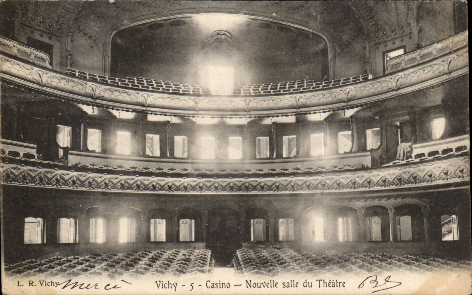 Vichy - Le Casino - Nouvelle Salle du Theatre - CPA 