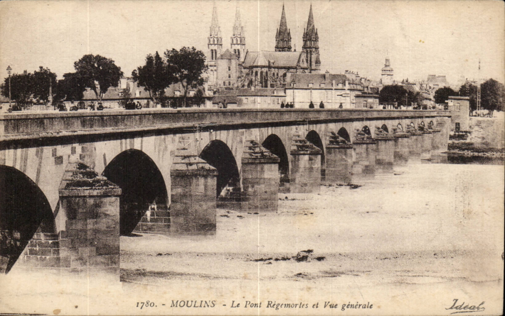 Moulins - Le Pont Regemortes et Vue Generale - CPA 