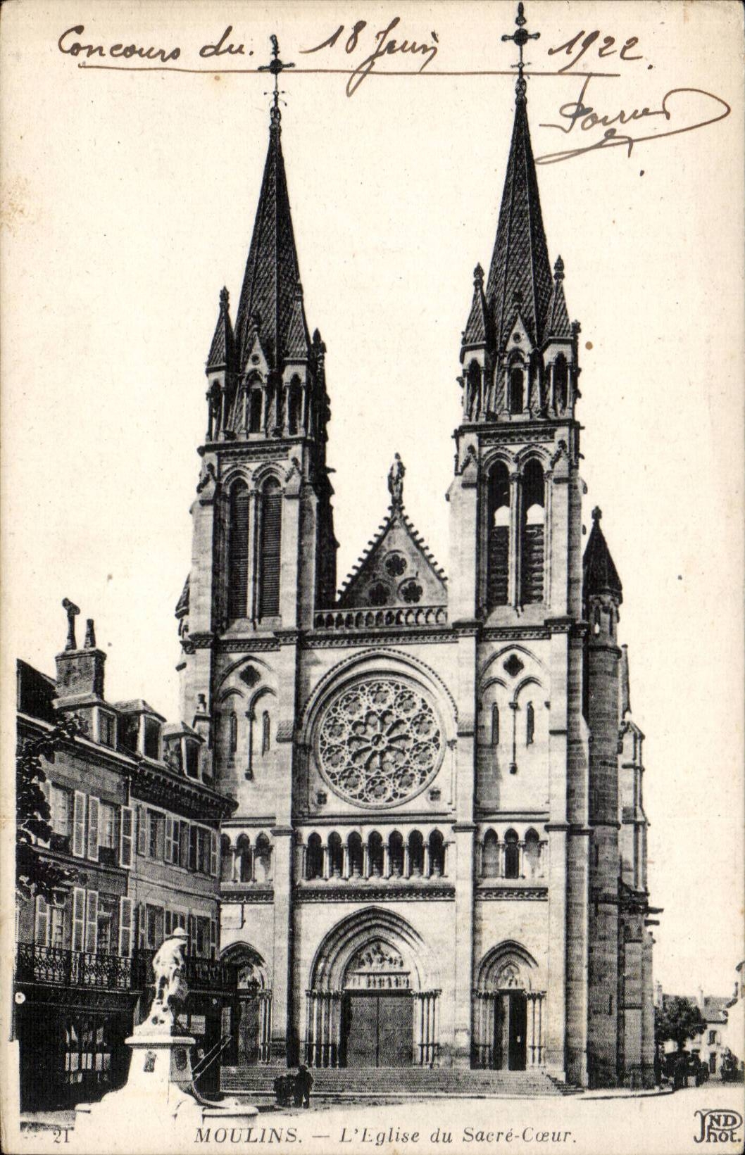 Moulins - L'Eglise du Sacre Coeur - CPA 