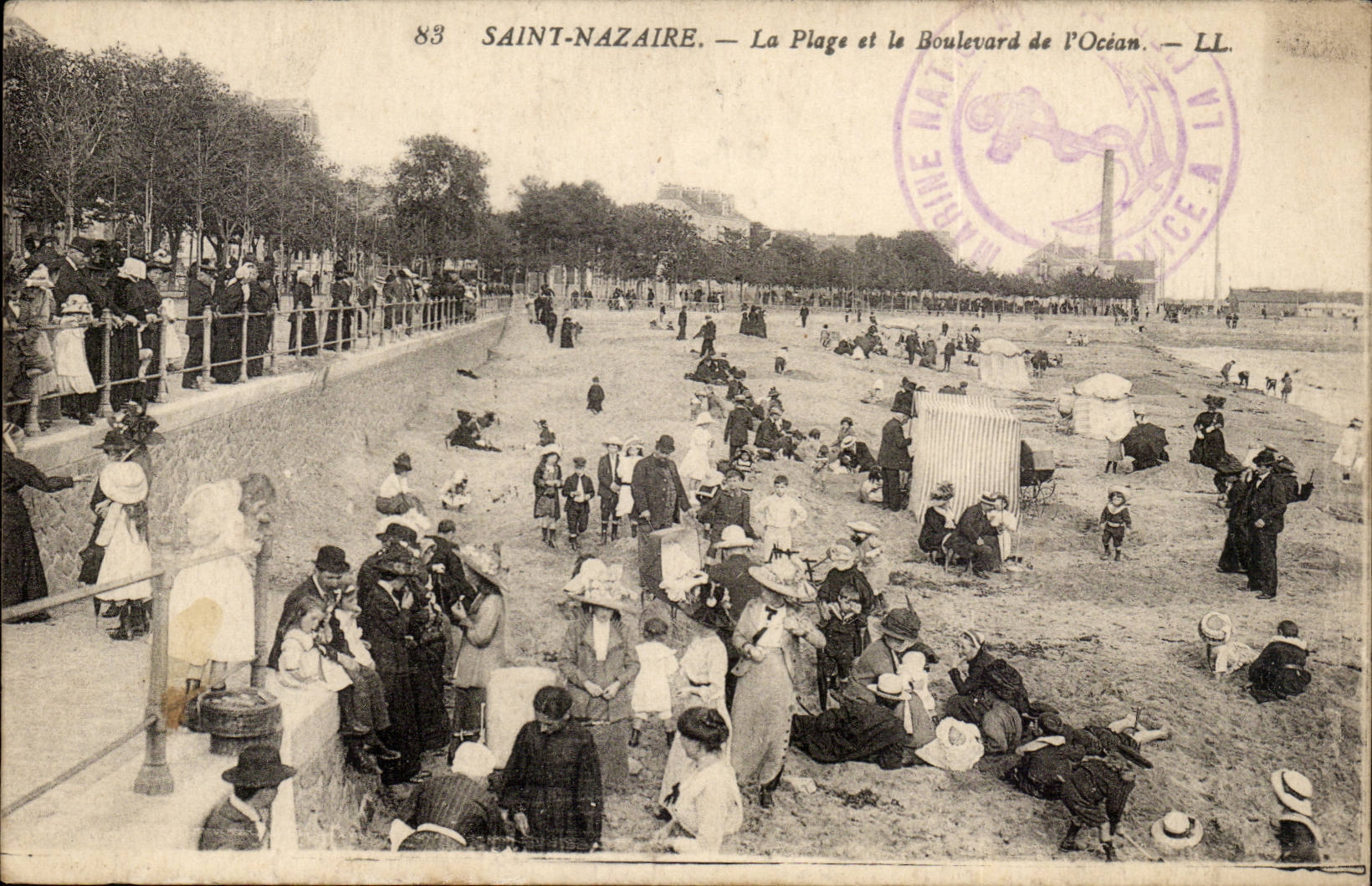 Saint Nazaire - La Plage et le Boulevard de l'Ocean - CPA 