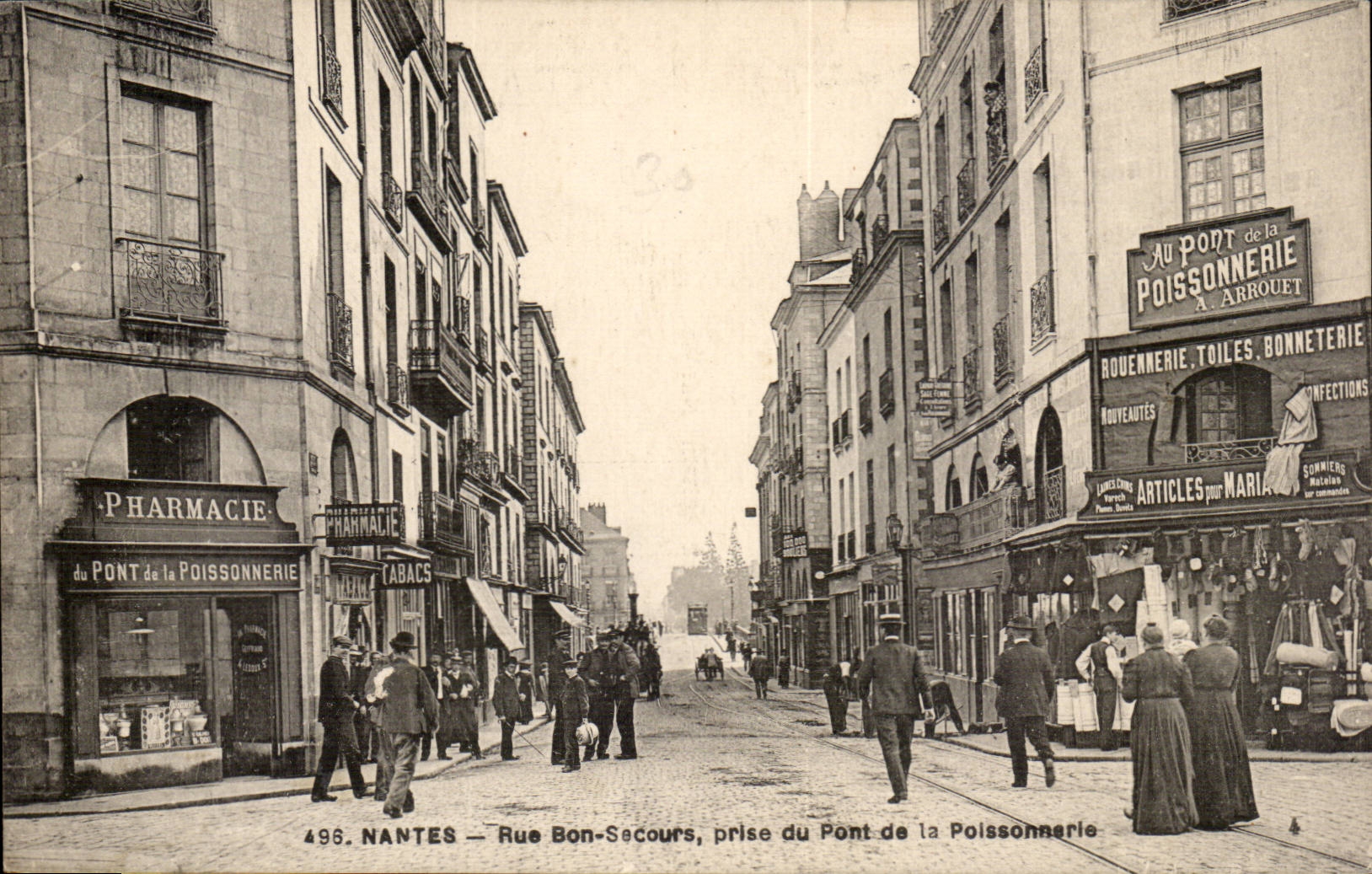 Nantes - Rue Bon Secours prise du Pont de la Poissonnerie - CPA 