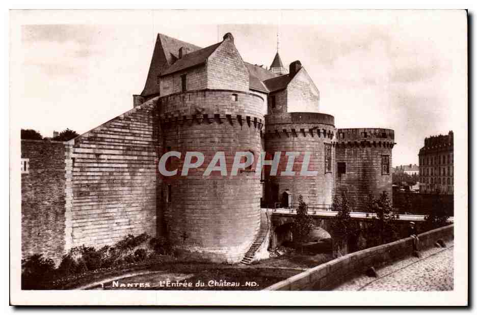 Nantes - L'Entree du Chateau - CPA 