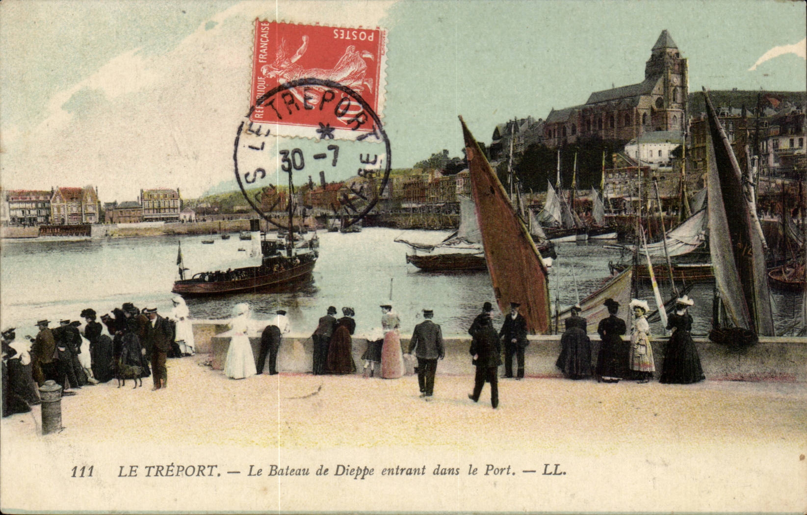Le Treport - Le Bateau de Dieppe entrant dans le Port - CPA 