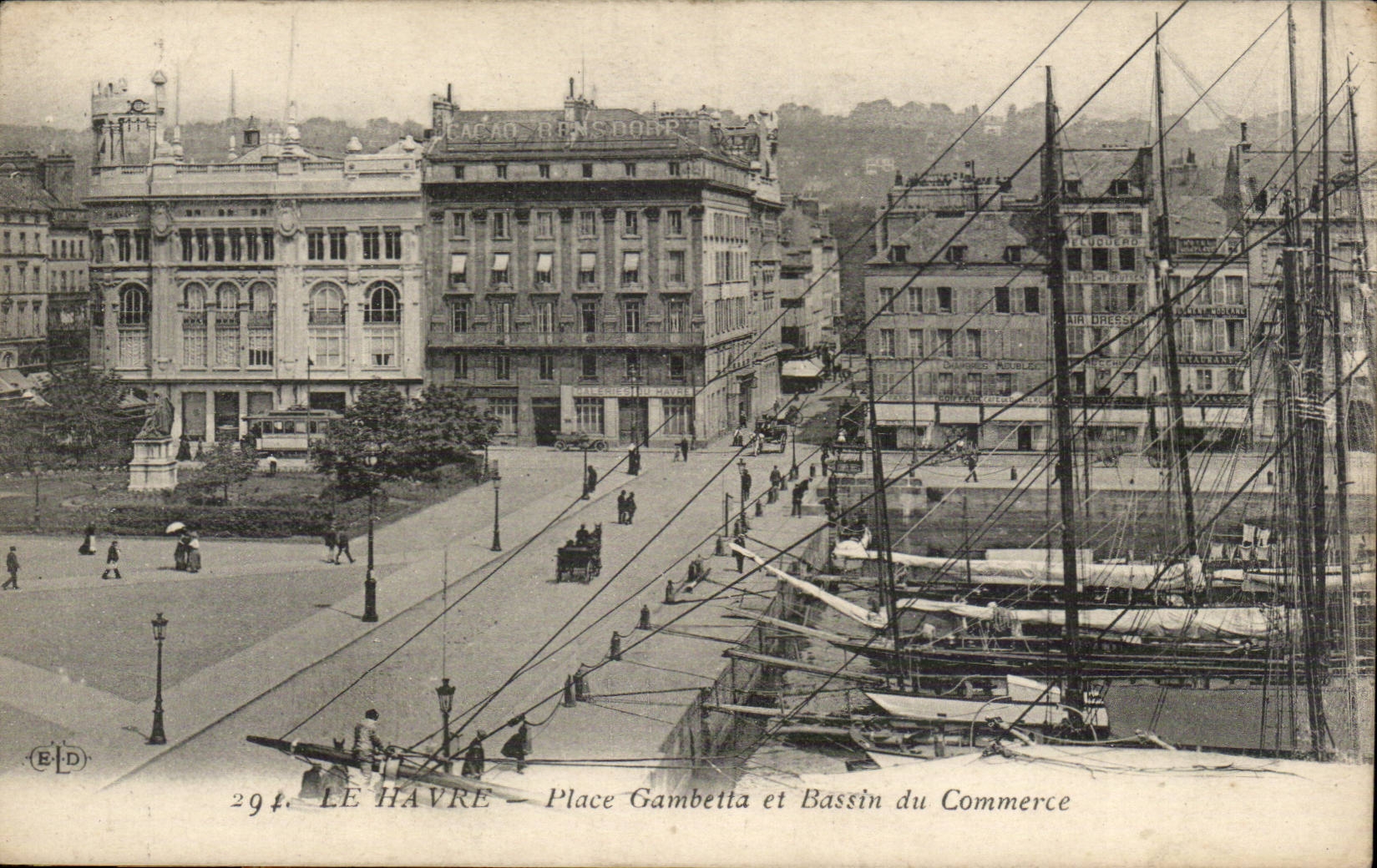 Le Havre - Place Gambetta et Bassin du Commerce - CPA 