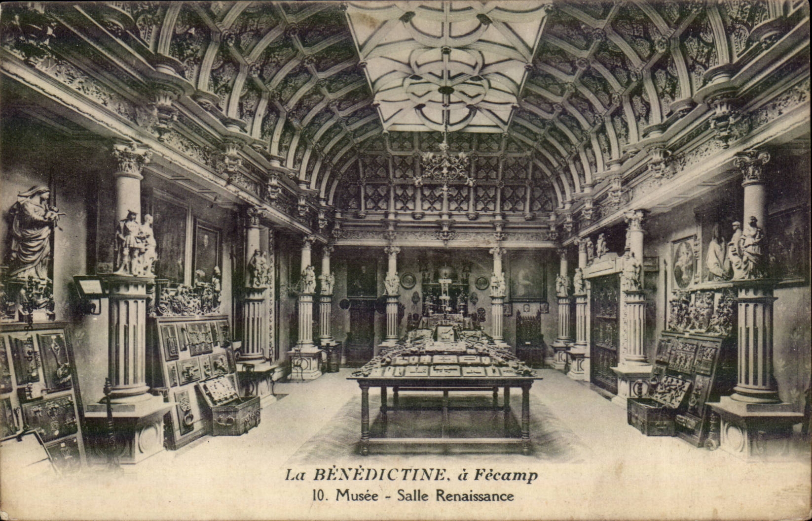 Fecamp - la Benedictine - Musee Salle Renaissance - CPA 