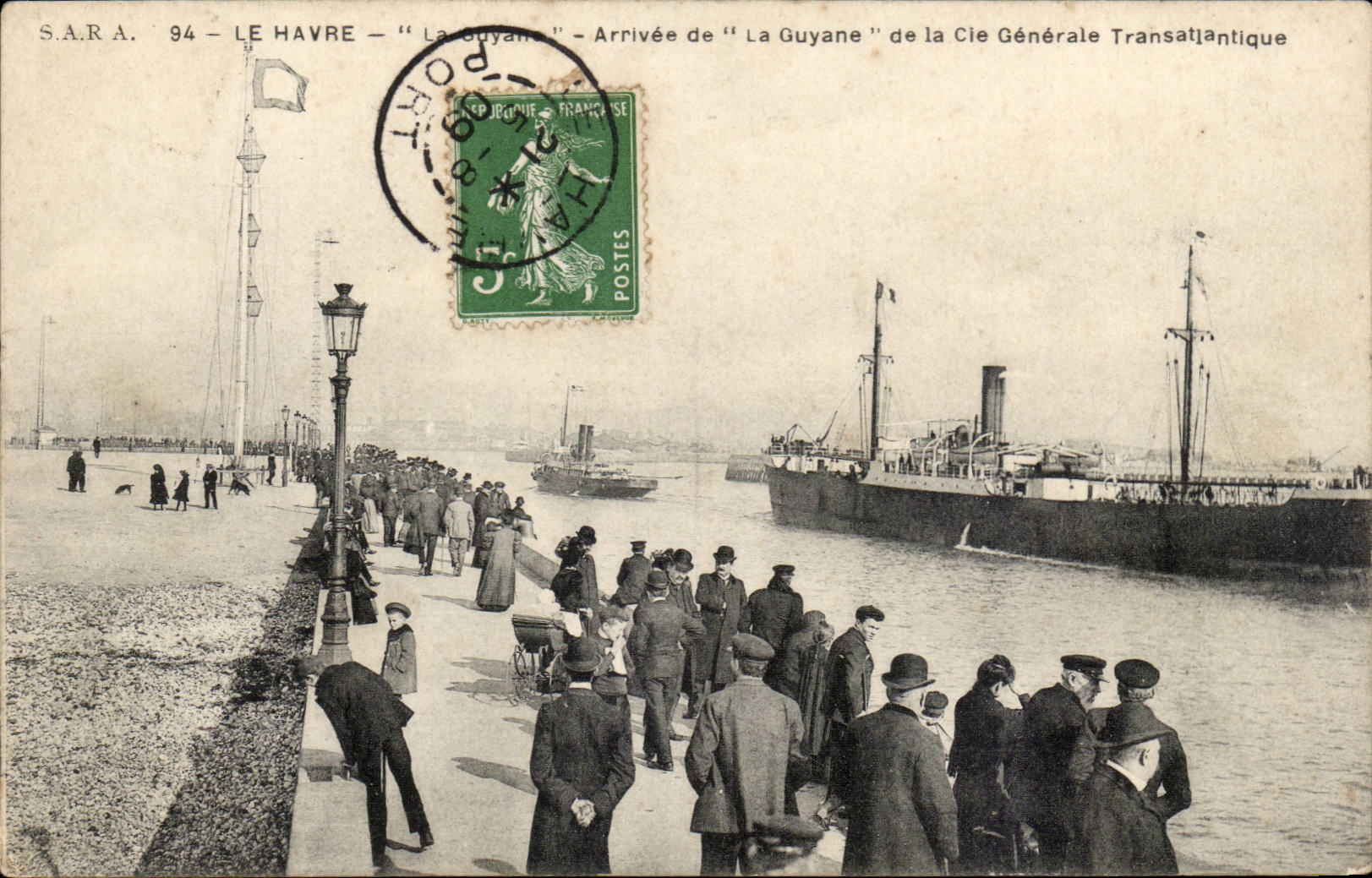 Le Havre - Arrivee du LA GUYAnE - de la Cie Generale Transatlantique - steamer - Paquebot - CPA 