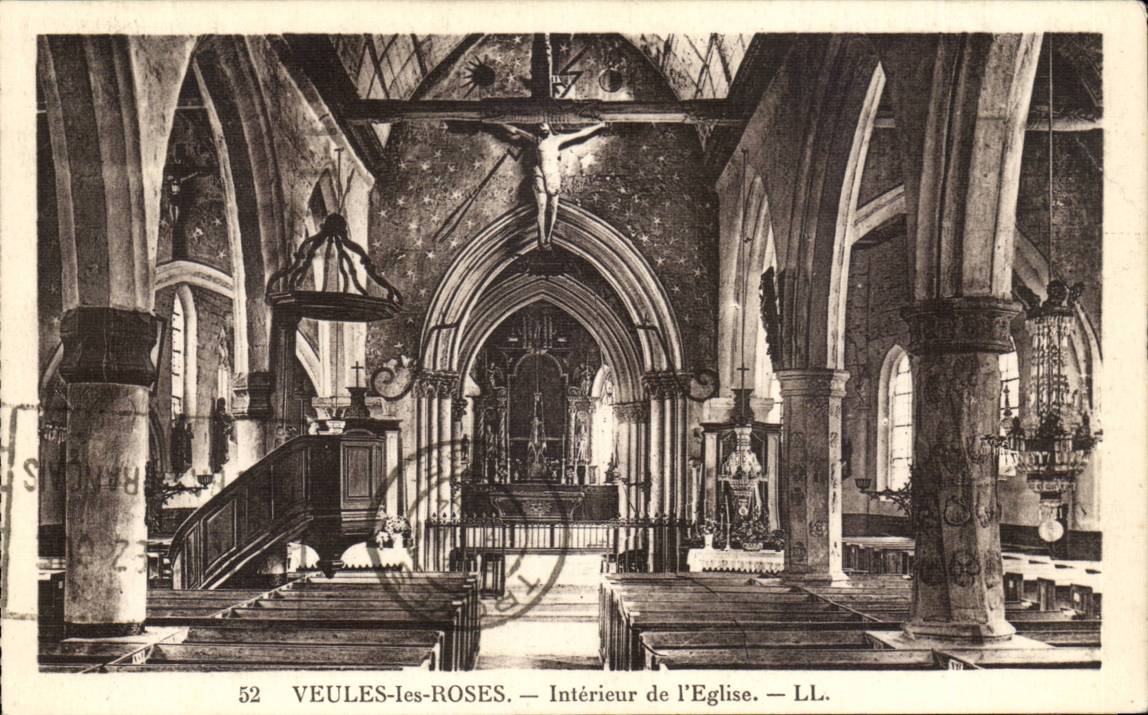 Veules les Roses CPA Interieur de l'eglise