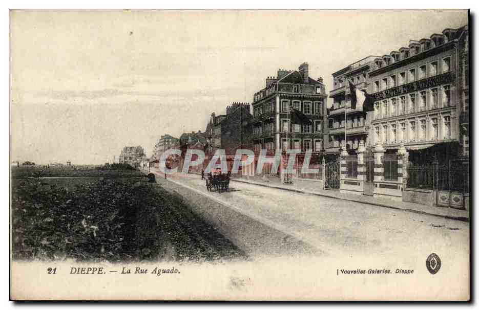 Dieppe CPA la rue Aguado