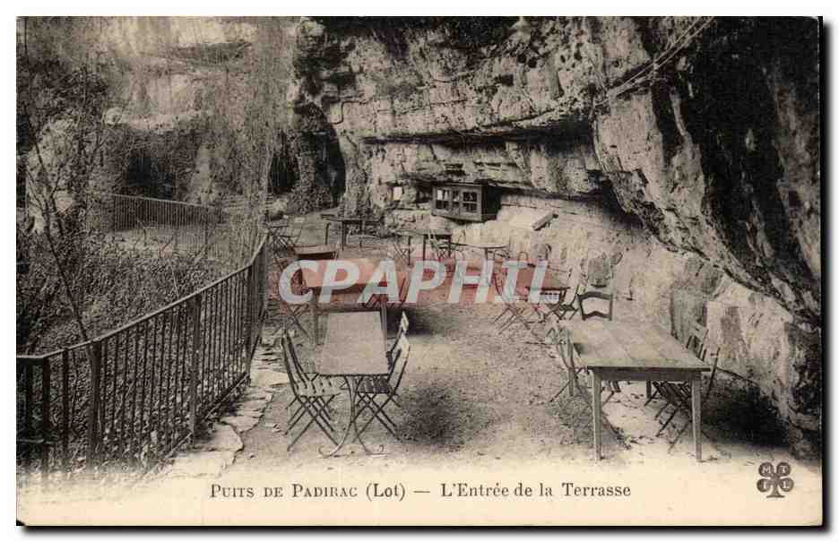 Puits de Padirac CPA l'entree de la terrasse