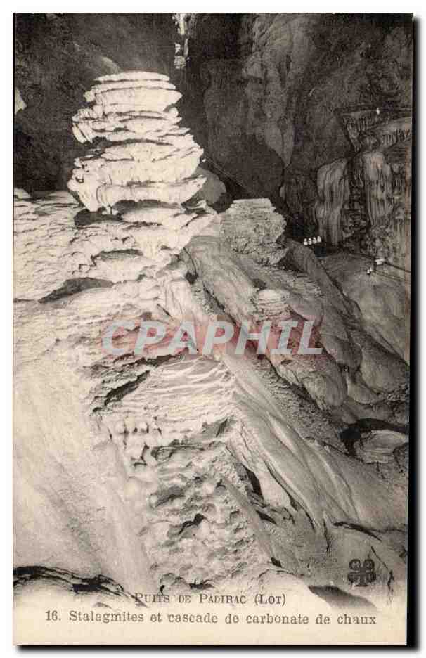 Puits de Padirac (Lot) — Stalagmites et cascade de carbonate de chaux — n°16