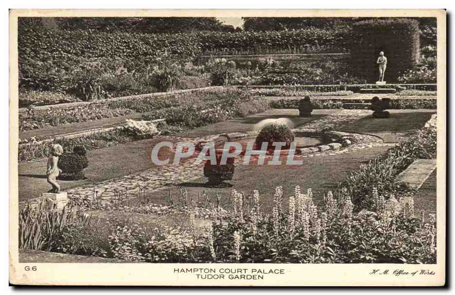 Grande Bretagne Great Britain CPA Hampton court Palace Tudor garden