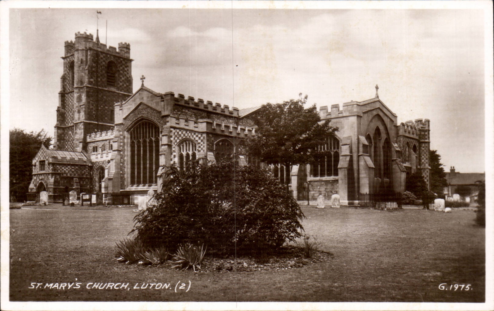 St. Mary's Church, Luton — vue extérieure — Valentine & Sons Ltd, n° (2)