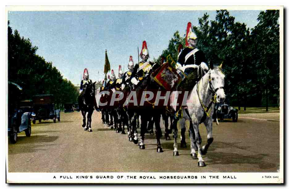 Great Britain CPA A full king's guard of the royal Horseguards in the hall Londres London