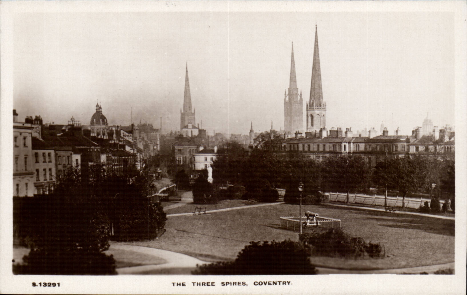 Grande Bretagne Great BRitain CPA The three Spires Coventry
