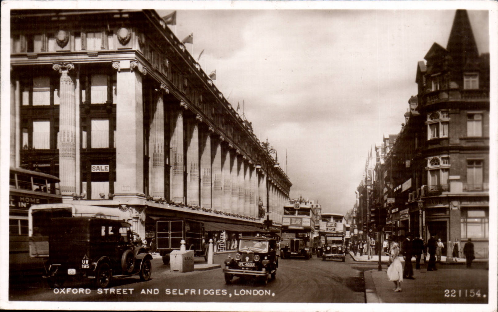 Grande Bretagne Great BRitain CPA Oxford street and Selfridges London londres