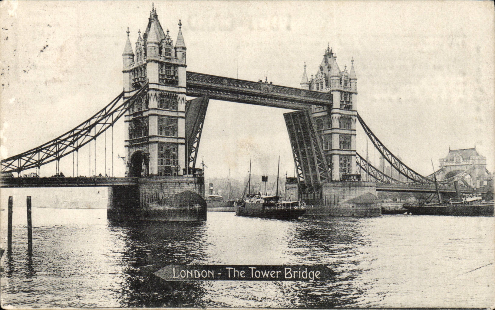 Grande Bretagne Great Britain CPA London Londres The tower bridge
