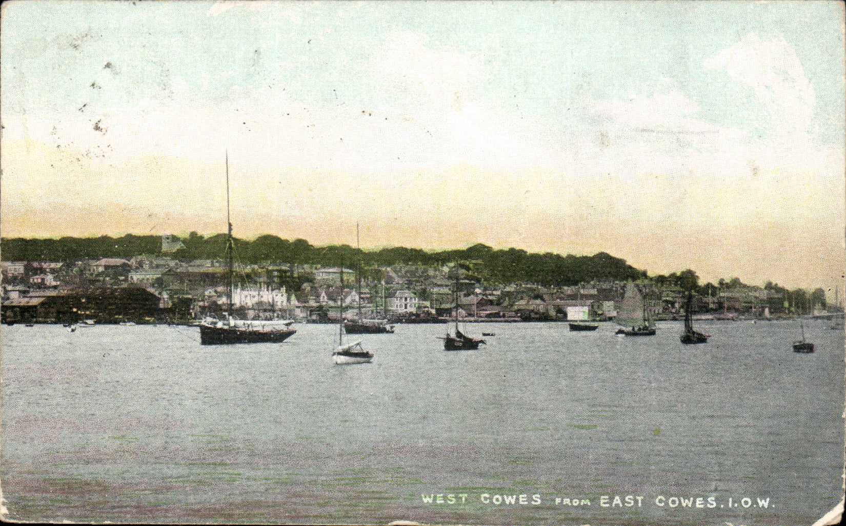Grande Bretagne Great Britain CPA West Cowes from the EAst Cowes Isle of Wight