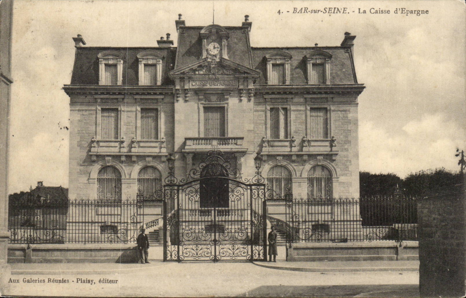 Bar sur Seie CPA la caisse d'epargne