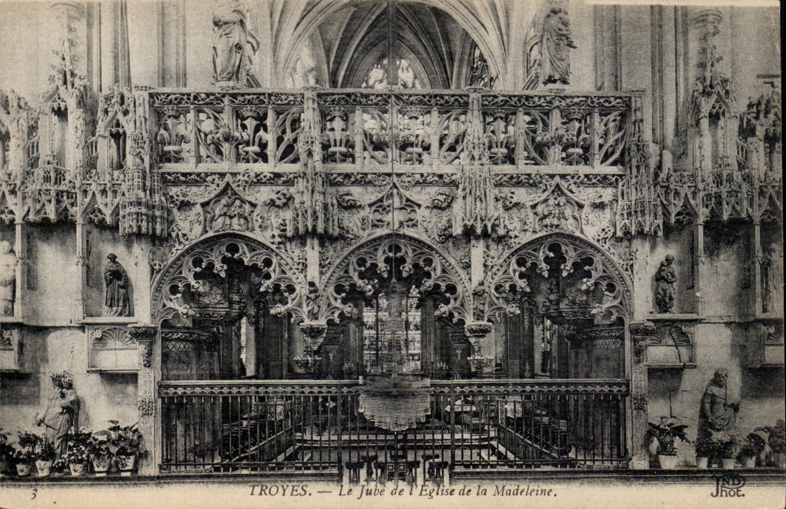 Troyes — Le jubé de l'église de la Madeleine — Jhot