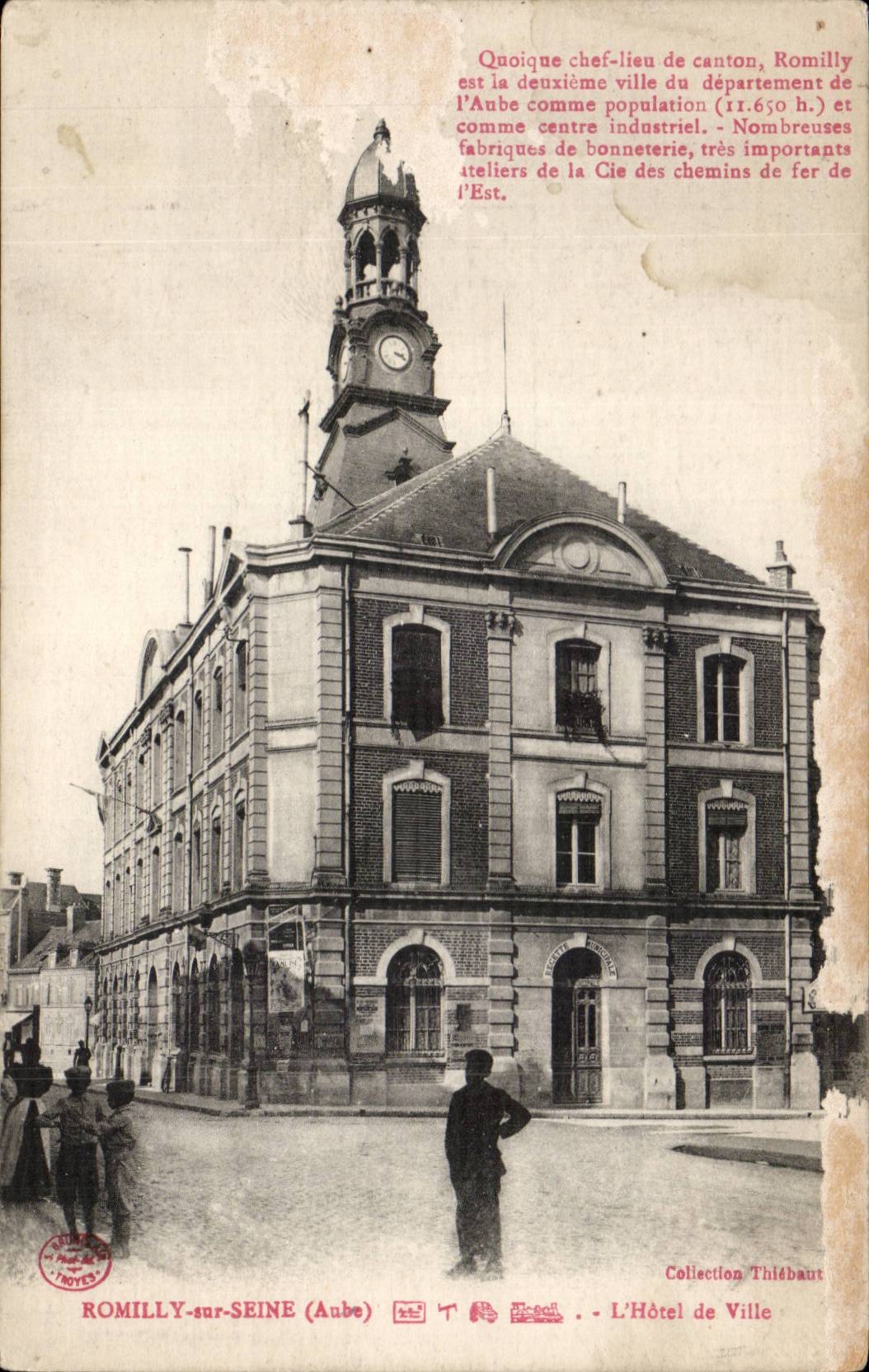 Romilly sur Seine CPA L'hotel de ville