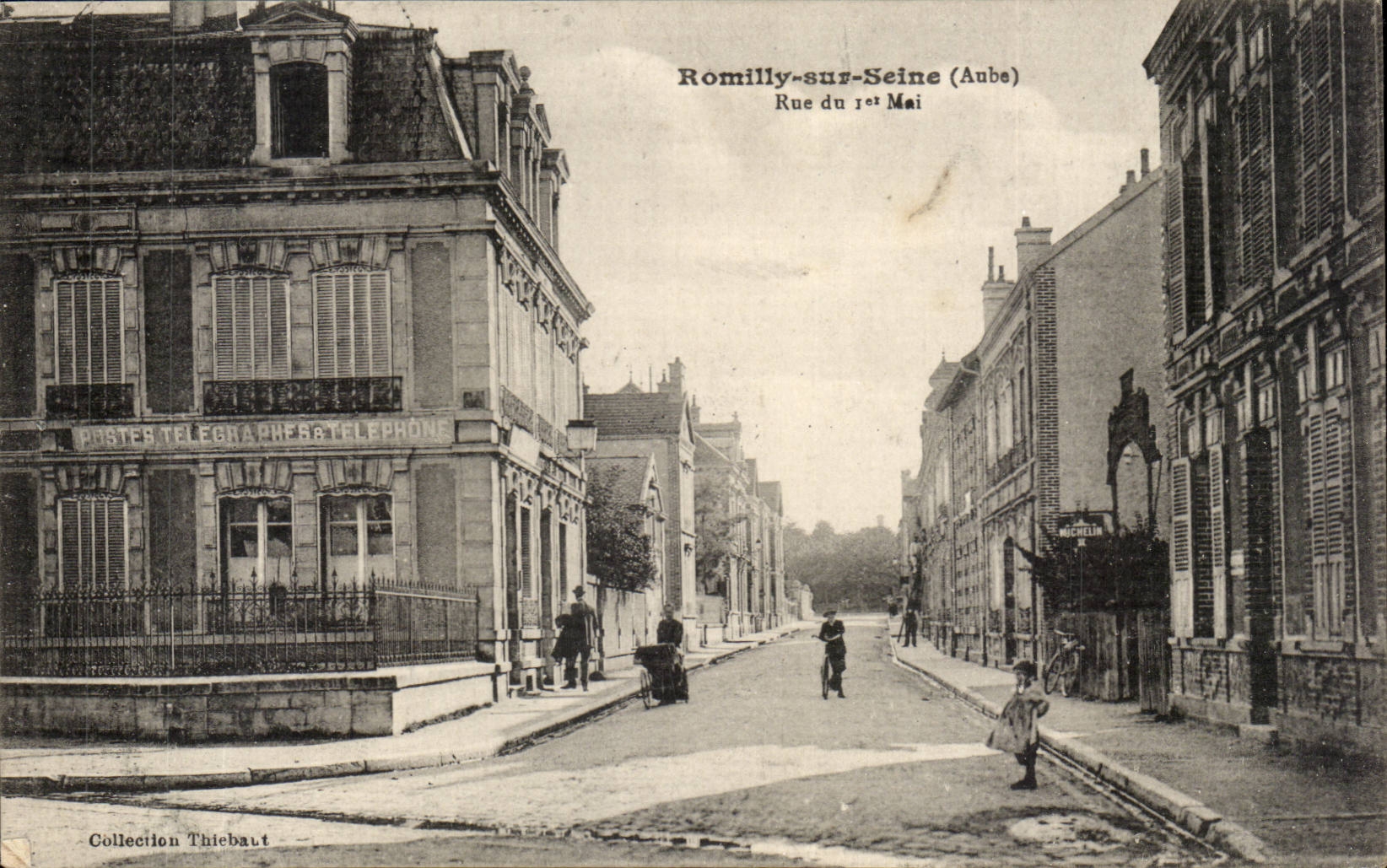 Romilly sur Seine CPA Rue du 1er mai
