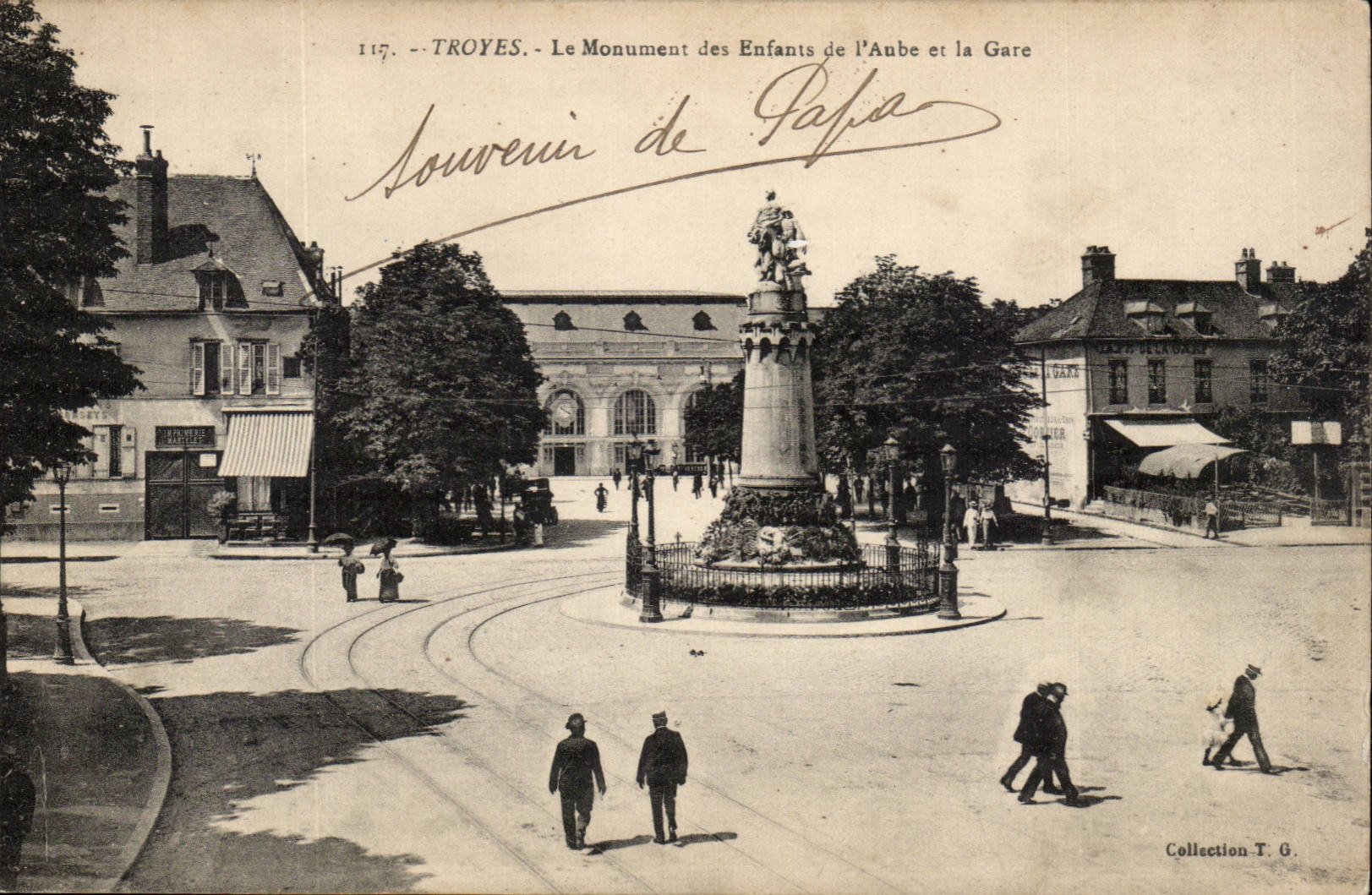 Troyes - Der Denkmal der Kinder der Aube und die Station — Sammlung T.G.
