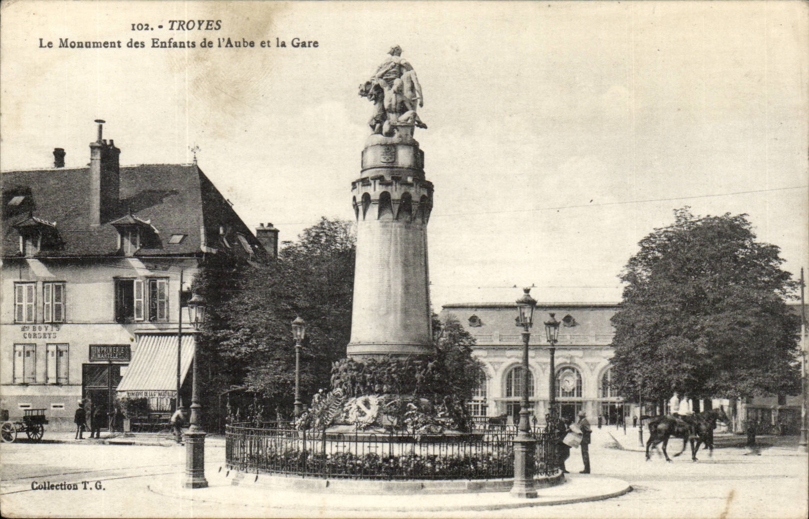 Troyes — Denkmal der Kinder der Aube und die Station — Verlag BOYER COBRET