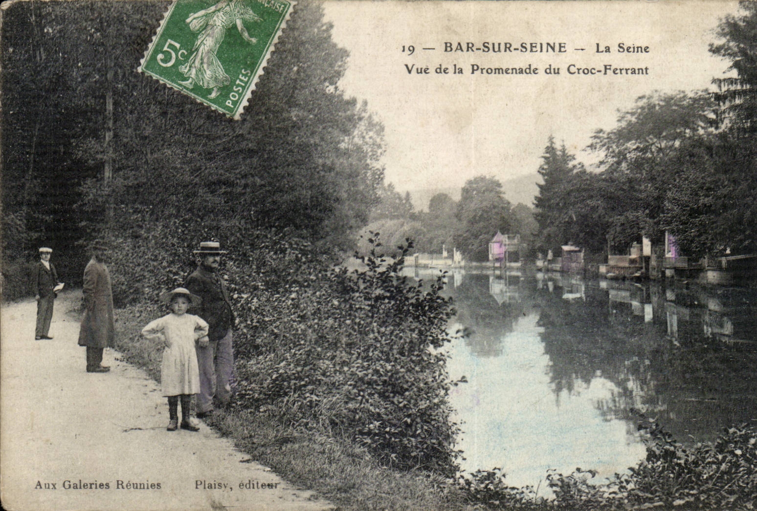 BAR-SUR-SEINE — Ansicht der Promenade du Croc-Ferrant — Aux Galeries Réunies, Verlag Plaisy
