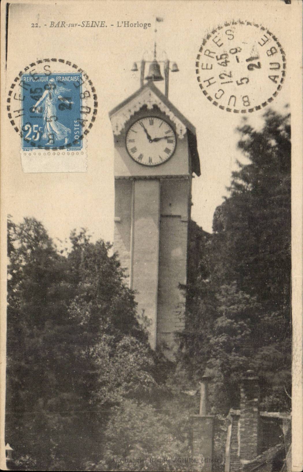 Bar sue Seine - L'Horloge - CPA 