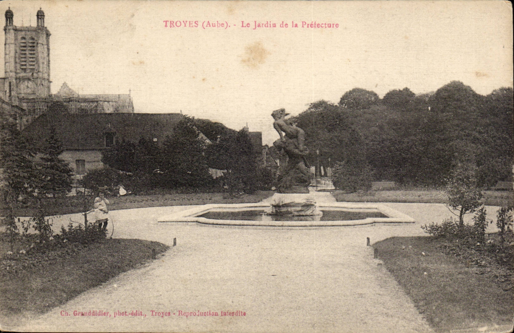 Troyes (Aube) - Le Jardin de la Préfecture — Ch. Granddidier, phot.-édit., Troyes
