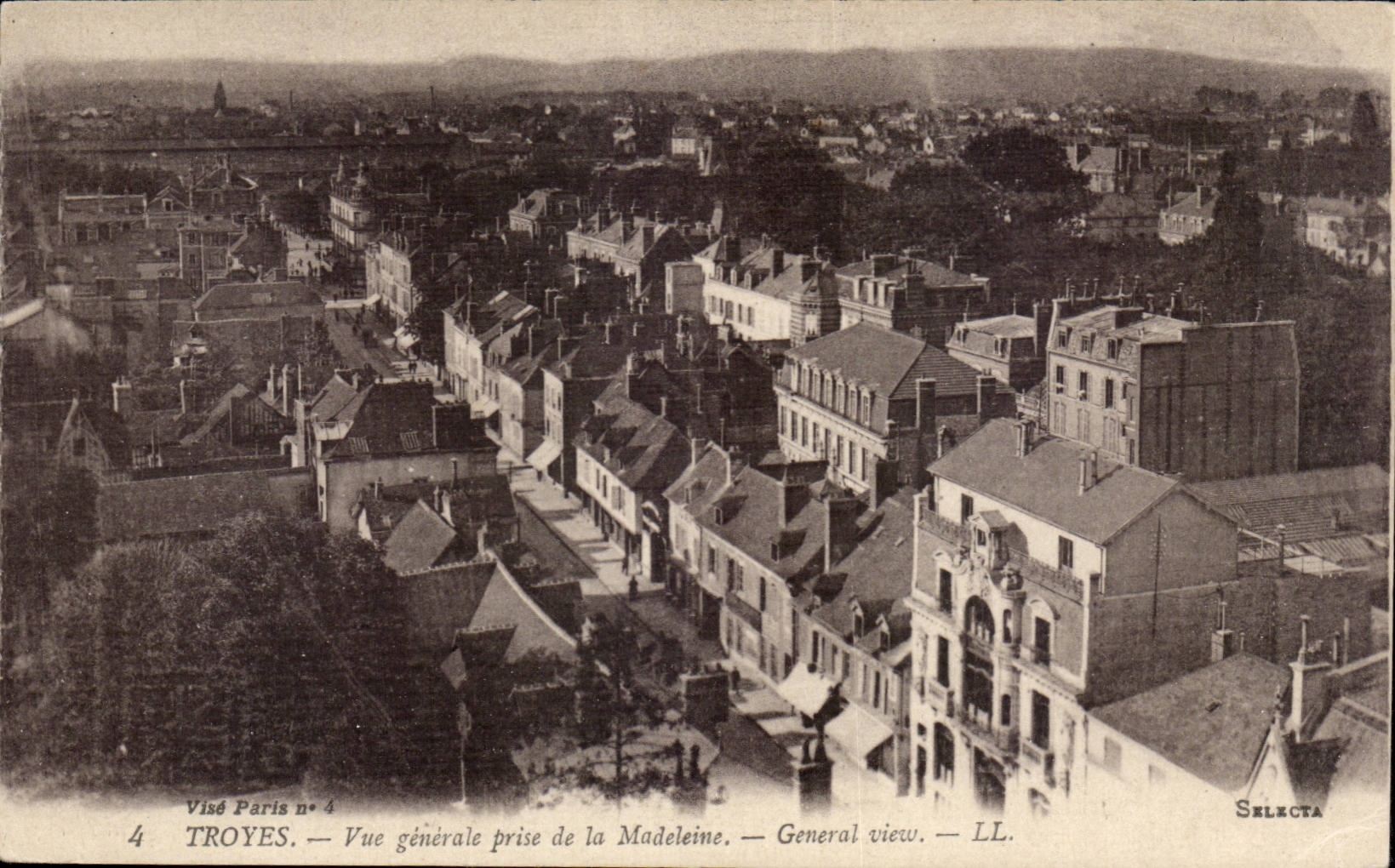 TRoyes CPA Vue generale prise de la madeleine 