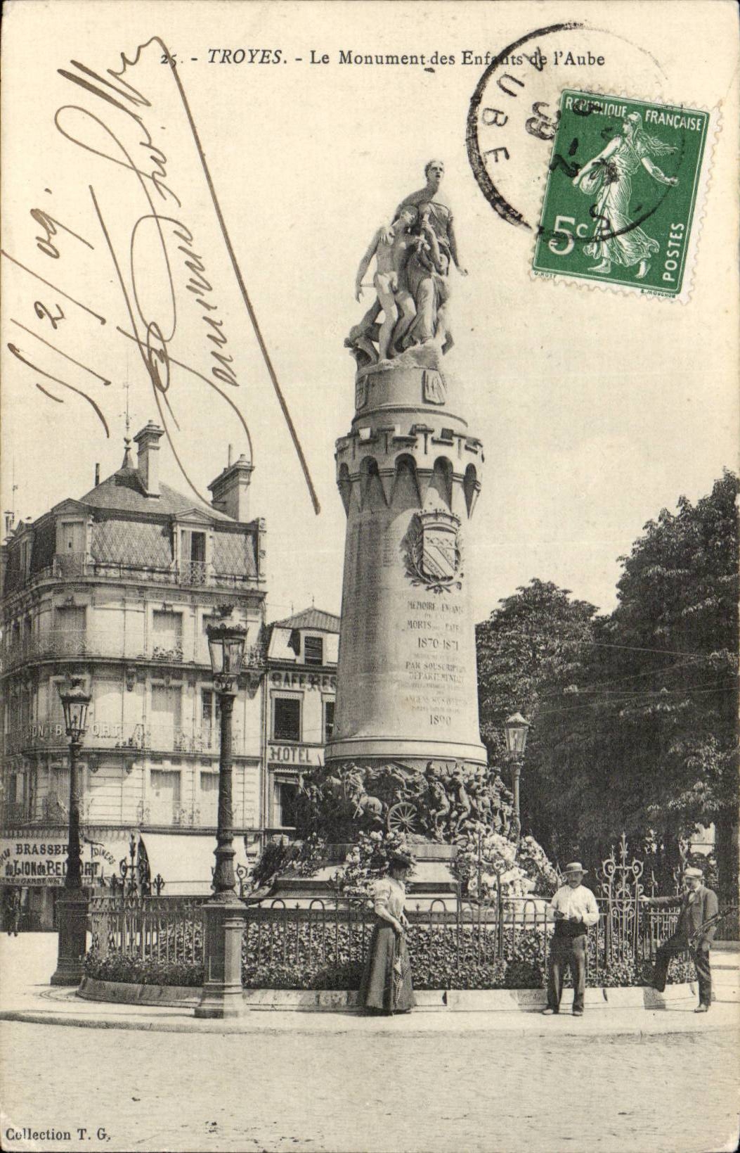 TRoyes CPA le monument des enfants de l'aube