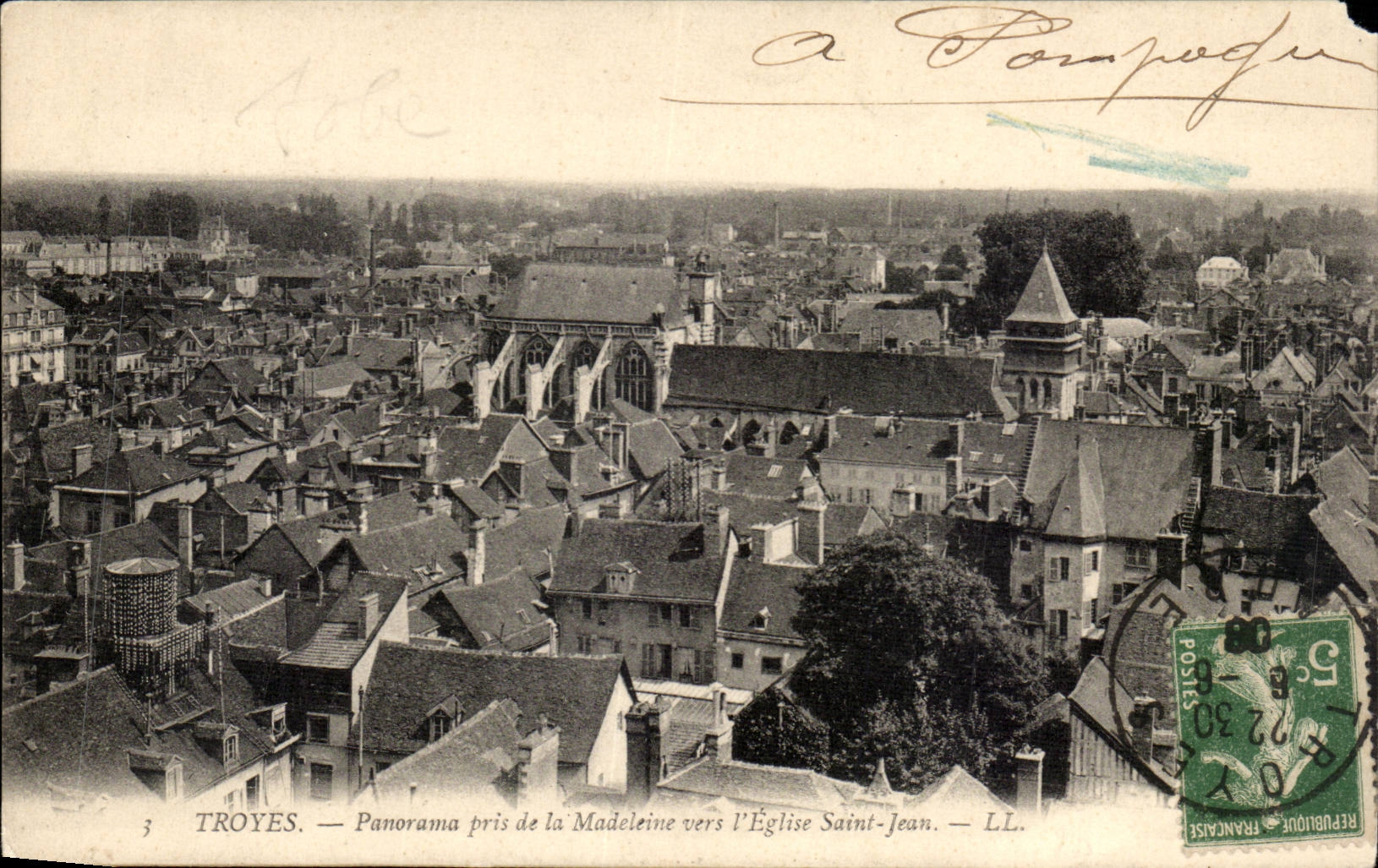 Troyes — Panorama pris de la Madeleine vers l'Église Saint-Jean — LL.