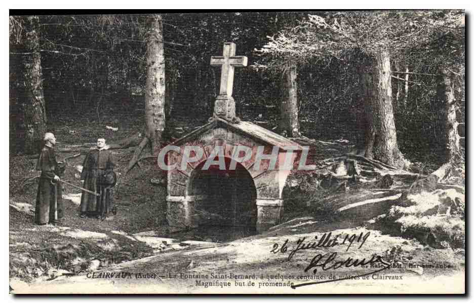 Clairvaux (Aube) — La Fontaine Saint-Bernard, à quelques centaines de mètres de Clairvaux — Magnifique but de promenade — R. Rale, Bar-sur-Aube
