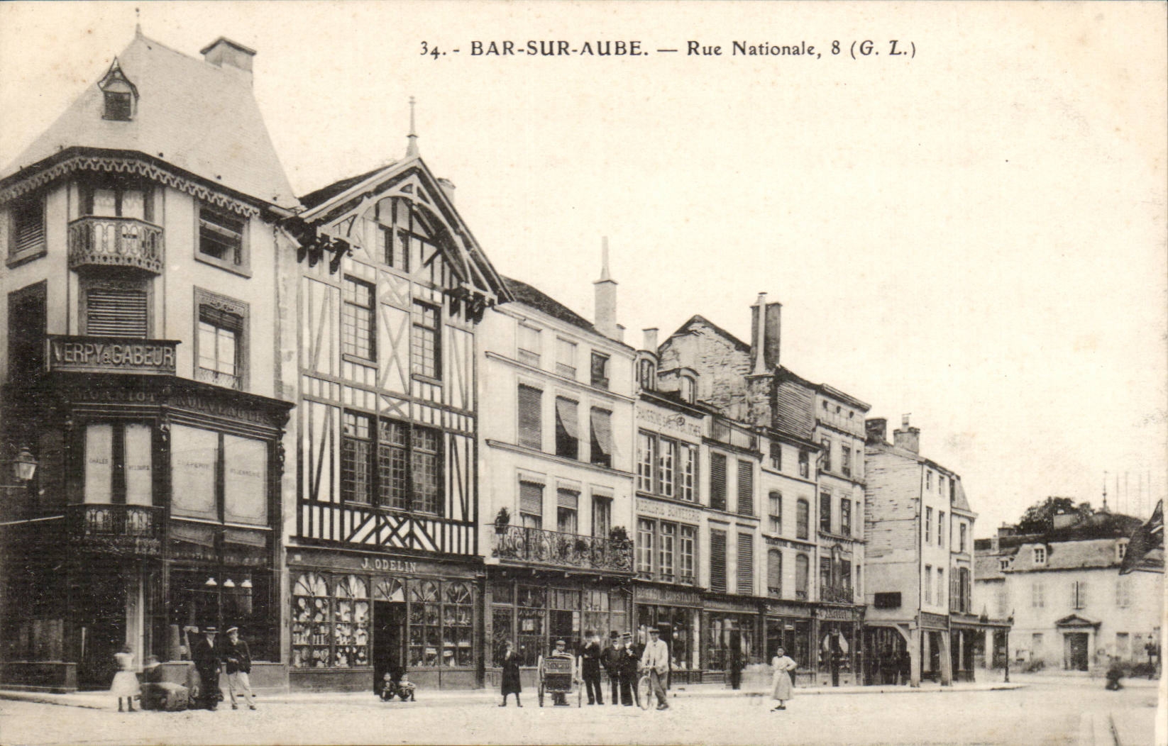 Bar-sur-Aube — Rue Nationale, 8 (G. L.)