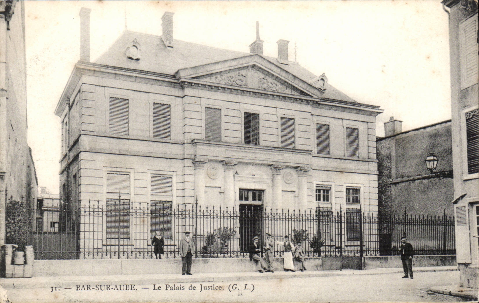 Bar-sur-Aube — Le Palais de Justice — (G. L.)