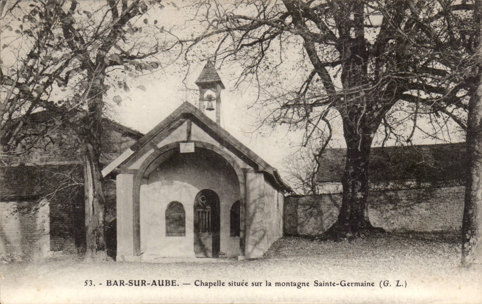 Bar-sur-Aube — Chapelle sur la montagne Sainte-Germaine — G. L.