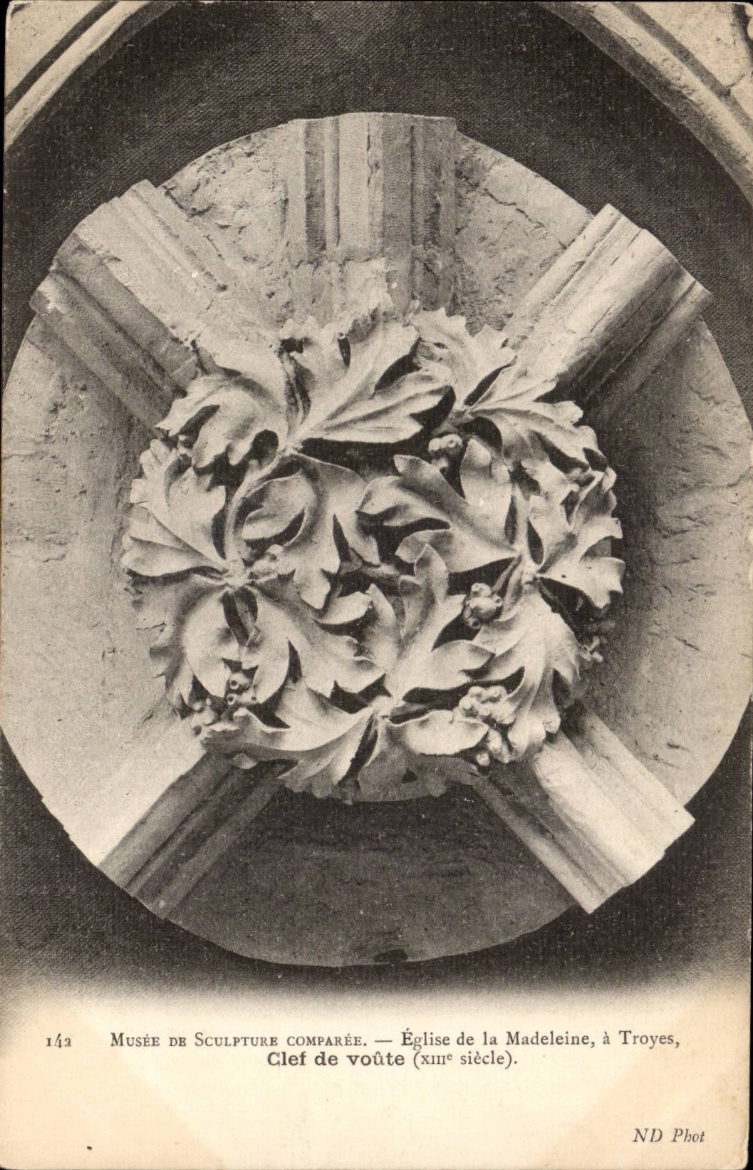 Clef de voûte — Église de la Madeleine, à Troyes — Musée de Sculpture Comparée