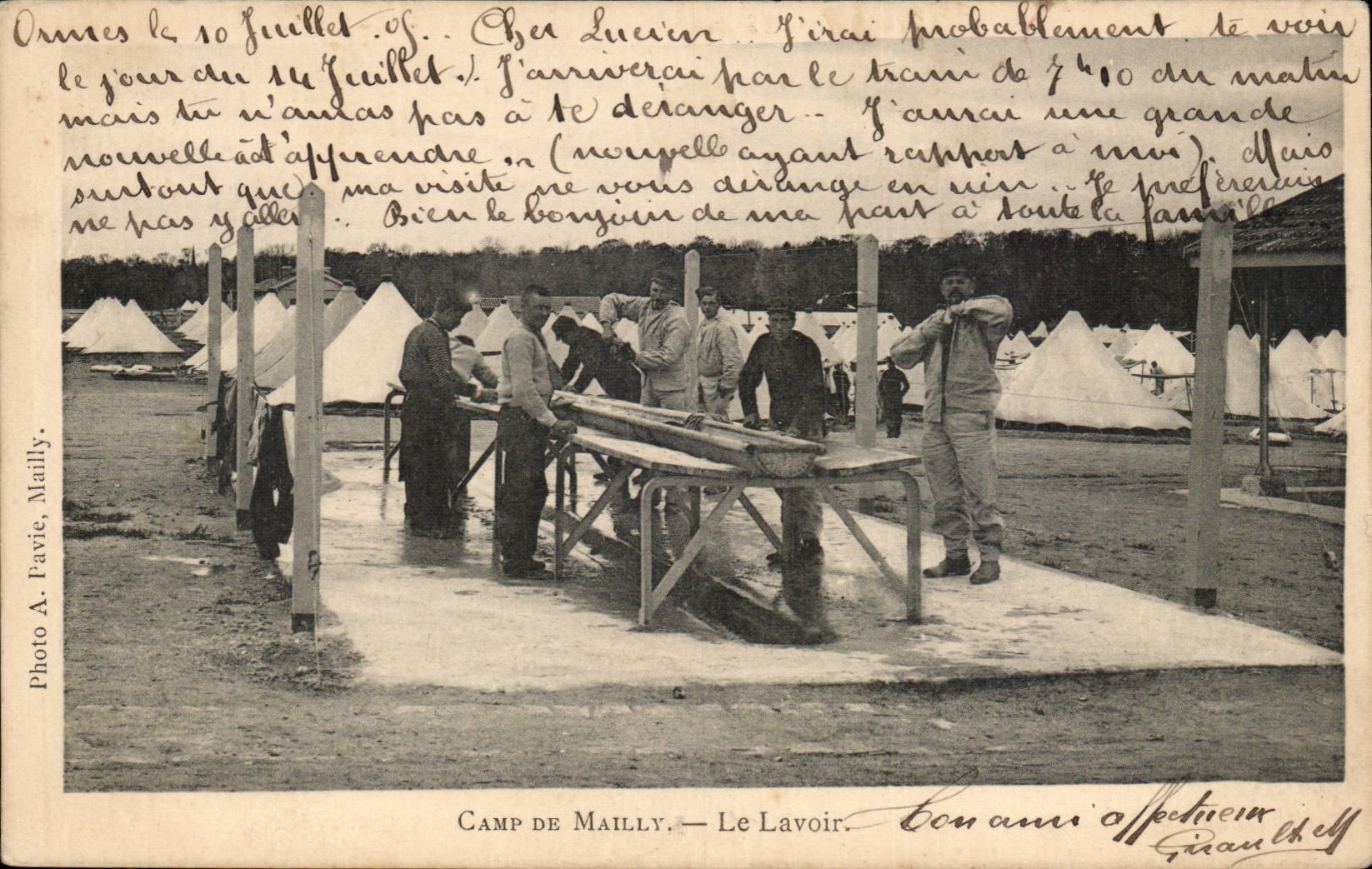 Camp de Mailly - Le Lavoir - CPA (militaria)