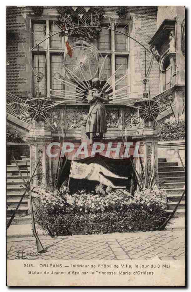 Orleans - Interieur de l'Hotel de Ville - le jour de 8 Mai - la statue de Jeanne d'Arc - CPA 