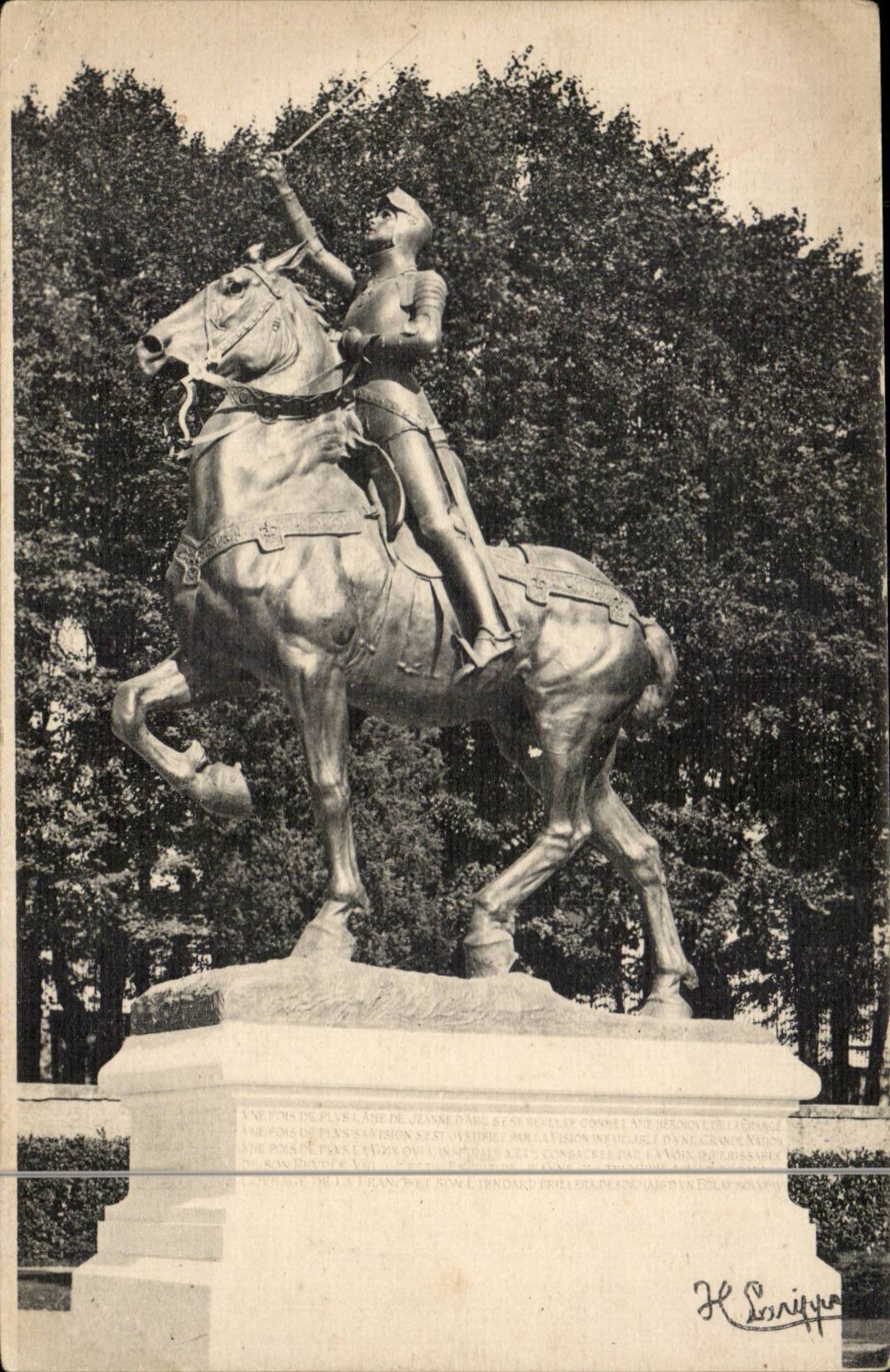 Orleans - Statue Jeanne D'Arc - CPA 